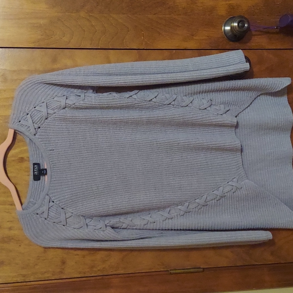 Grey sweater